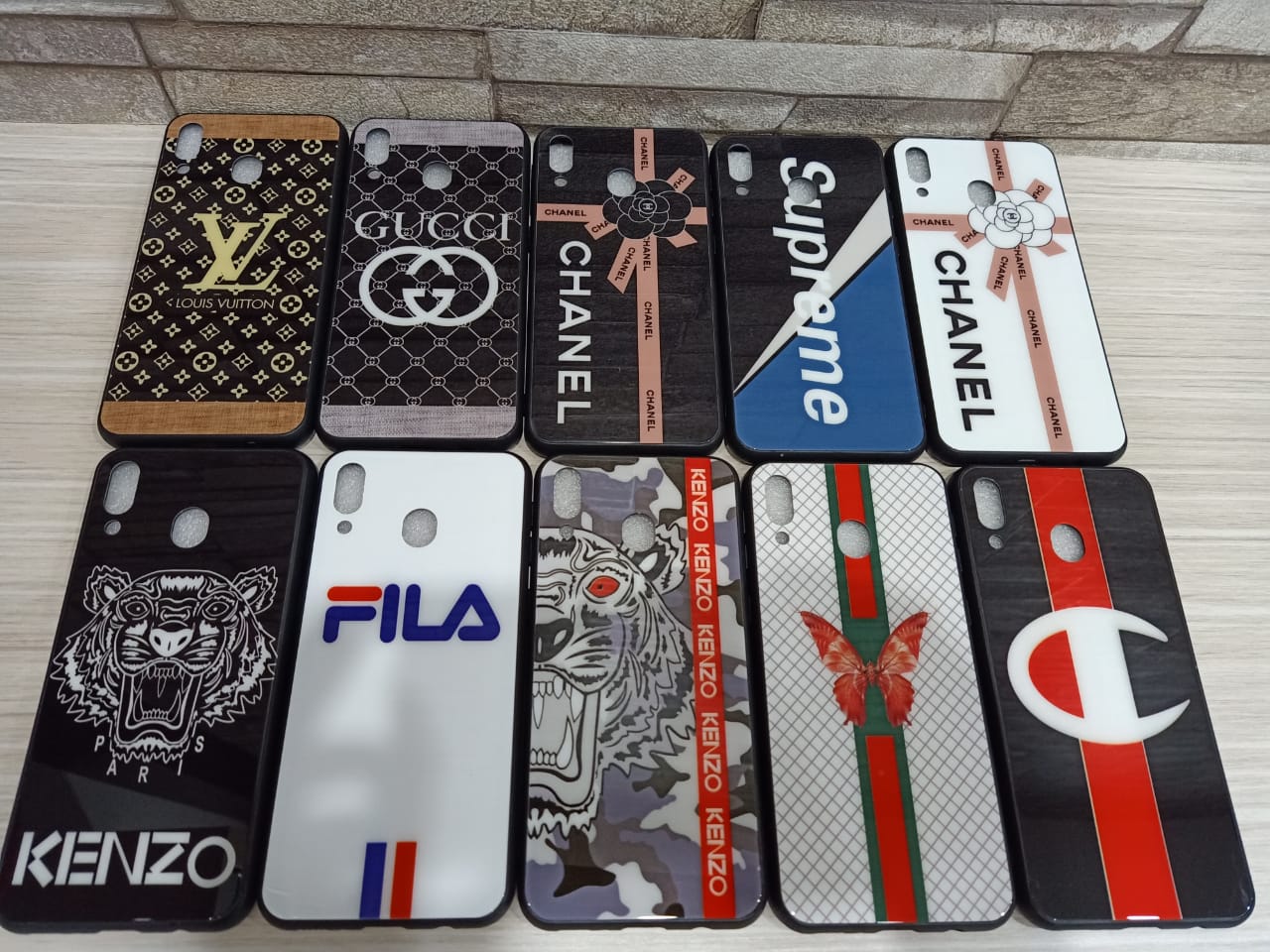 CASE GLASS CHANNEL OPPO A12E (SOLD)