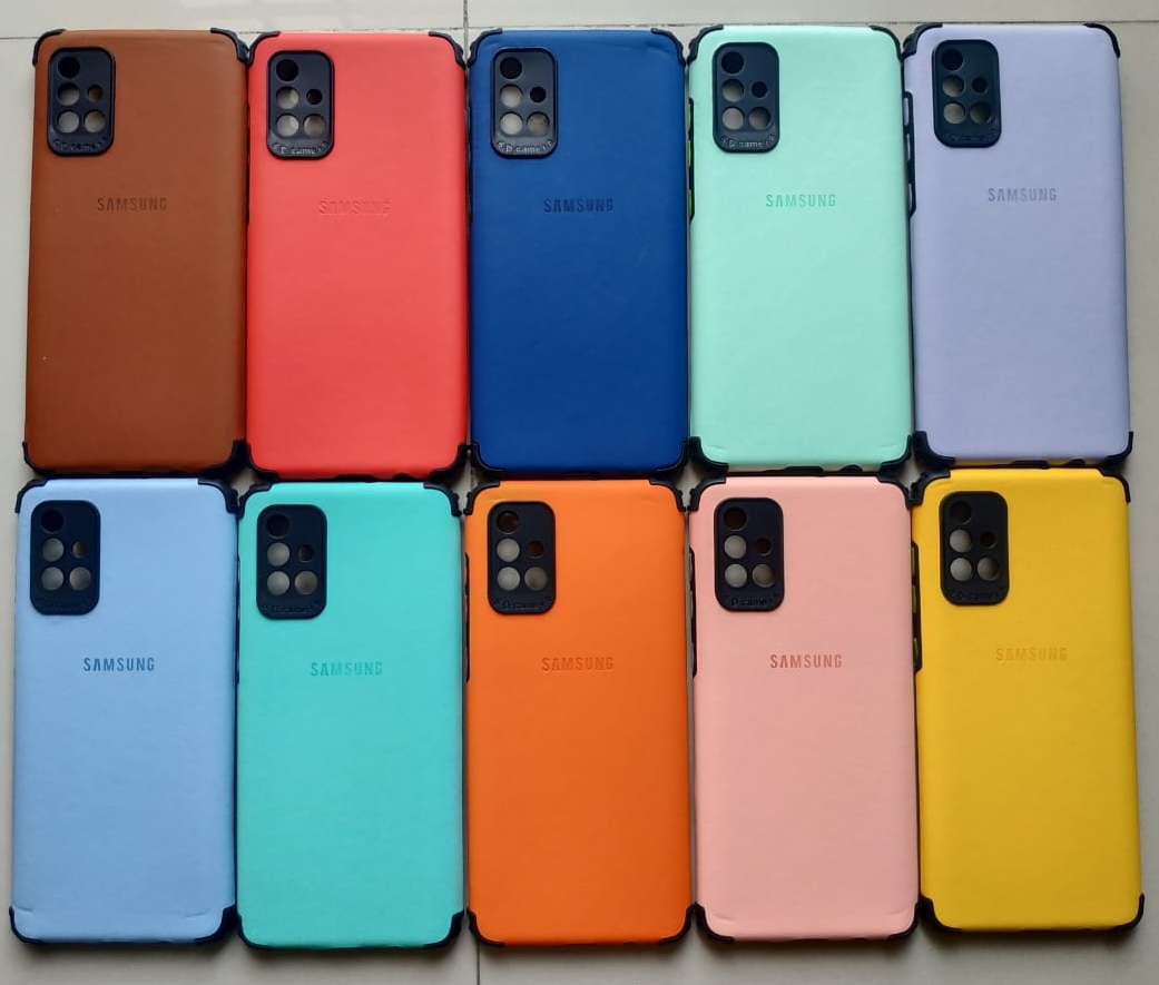 CASE LUXURY RUBBER RC REALME NARZO 10 (SOLD)