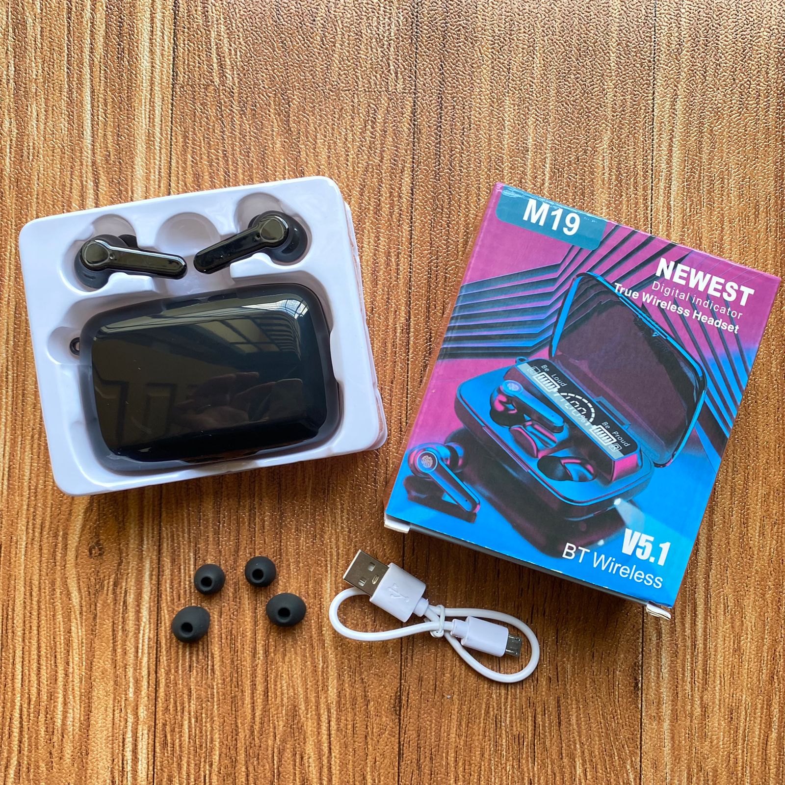 PHF BLUETOOTH TWS + POWERBANK M19 (SOLD)