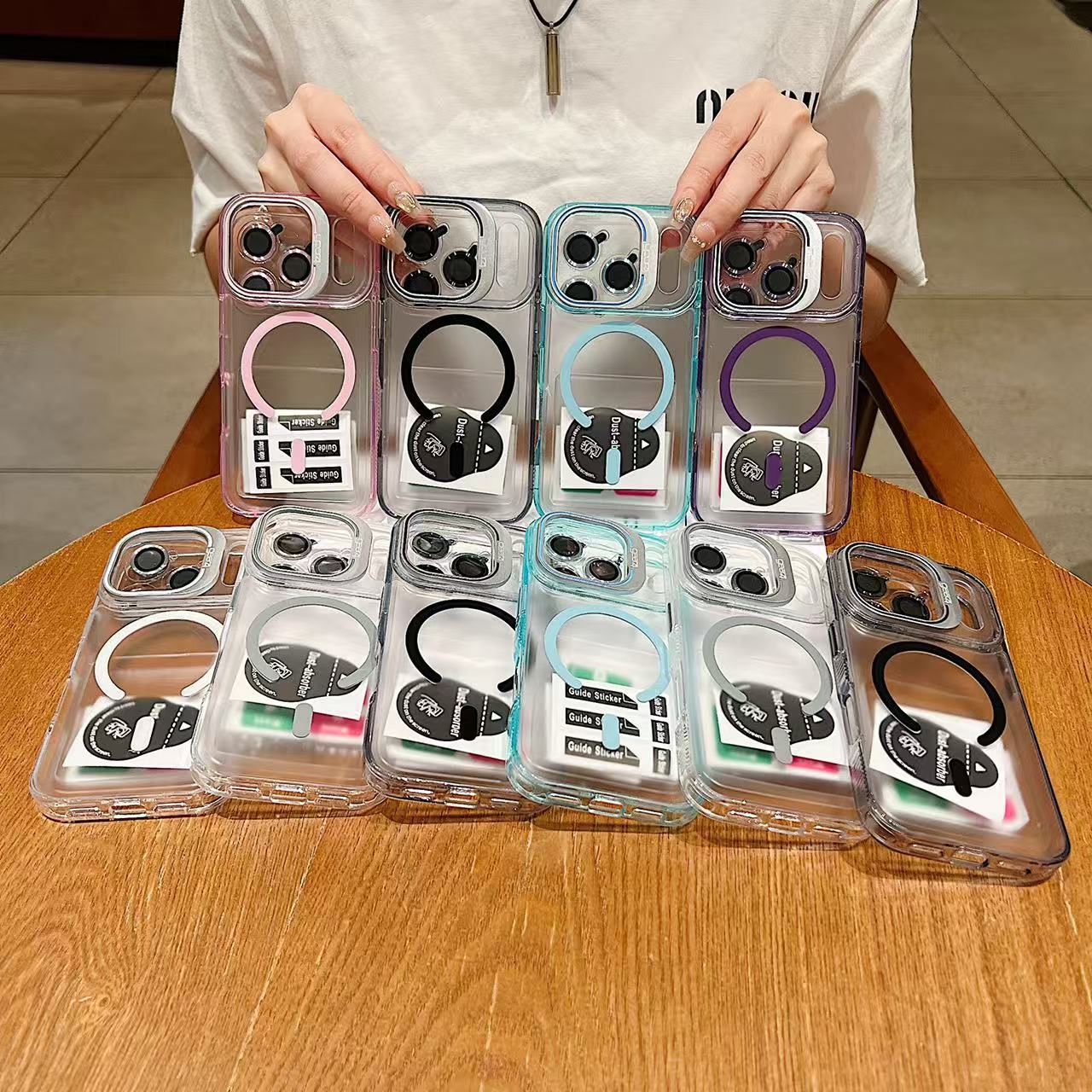 CASE GEAR 4 + STANDING IPHONE 17 PRO