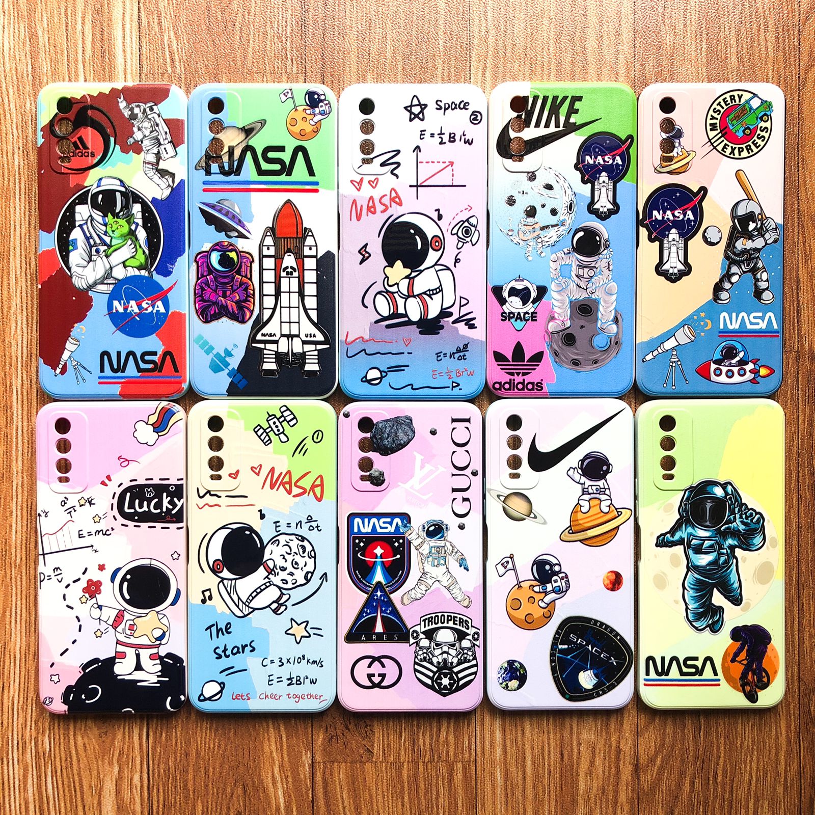 SOFTCASE MACARON NASA VIVO Y20T {SOLD}